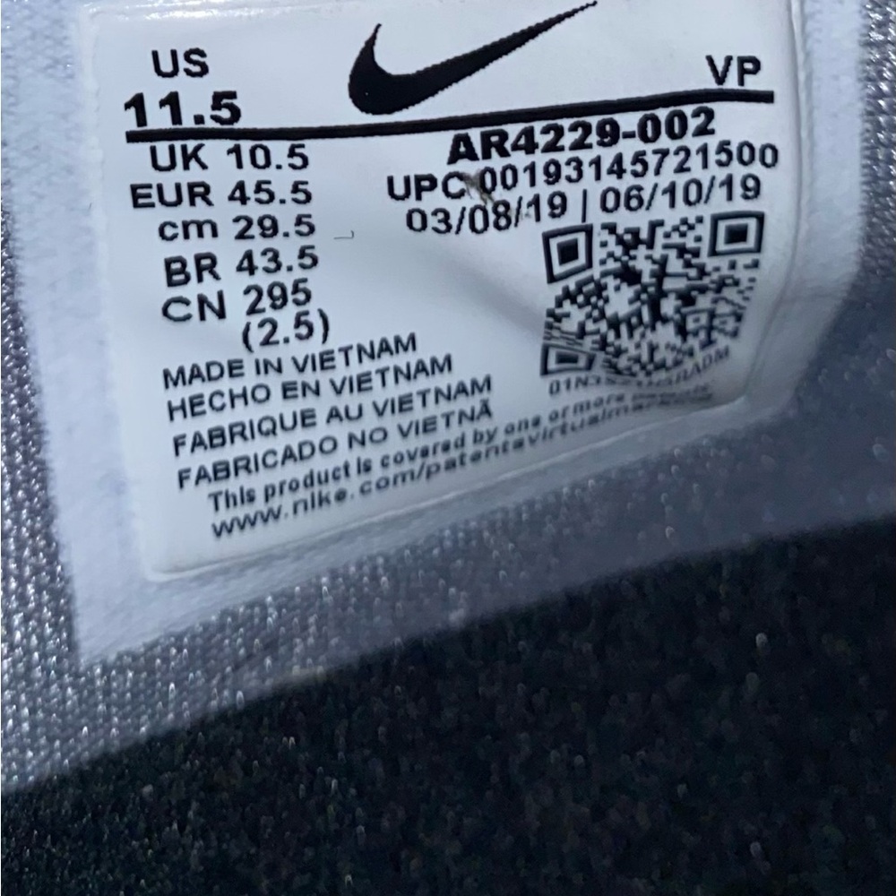 Nike Gray Athletic Shoes - Picture 10 of 10